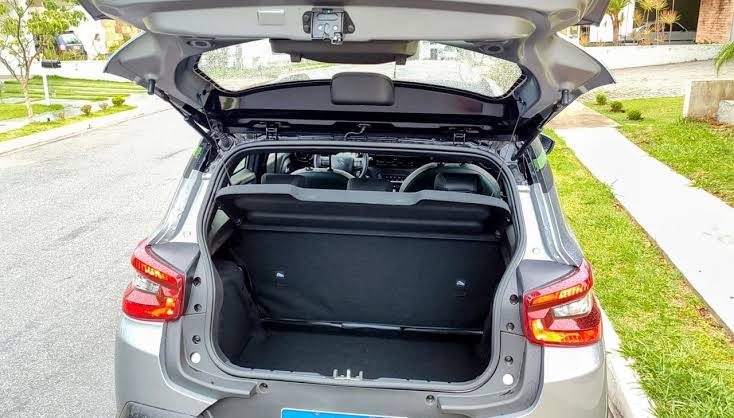 bagasjerommet i Citroën ë-C4