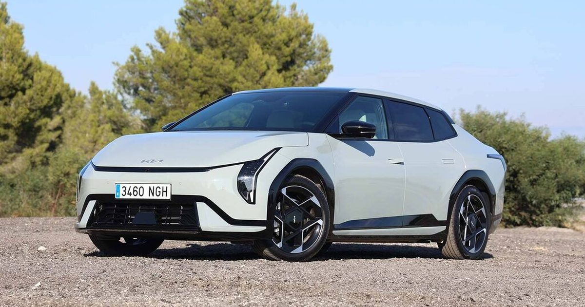 Kia EV4 pris