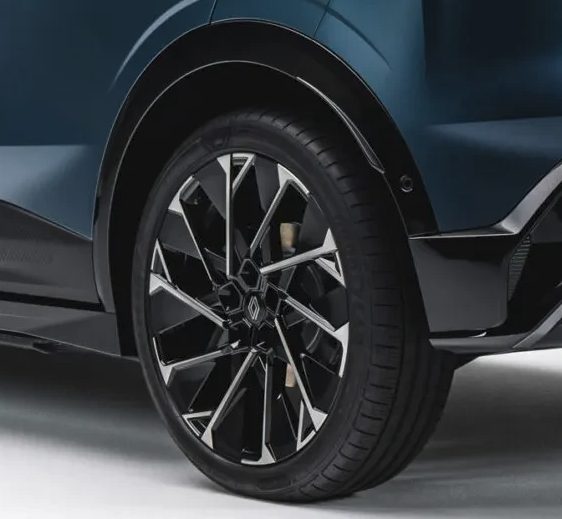 felg og dekk på Renault Megane E-Tech