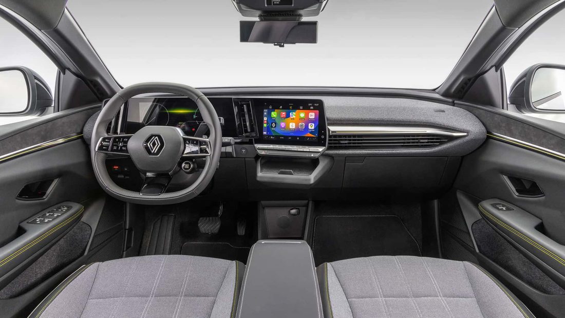 Interiøret i Renault Megane E-Tech med OpenR-skjerm