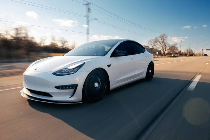 Tesla Model 3 (2026)