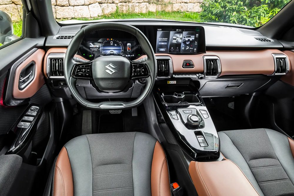 interiøret i Suzuki e Vitara